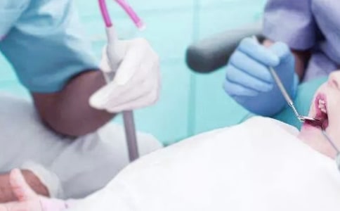 中班主题小河马拔牙教案