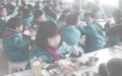 男孩吃饭礼仪