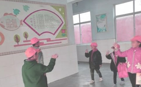 孩子怕生不爱打招呼怎么办