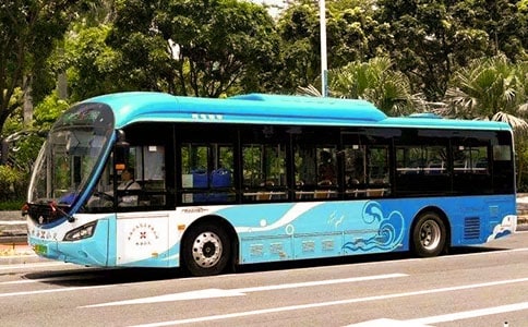 如何安全乘坐公交车