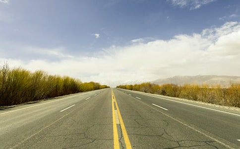 公路爱路护路倡议书
