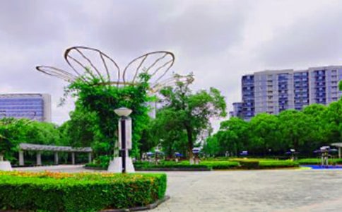 北京北海公园导游词