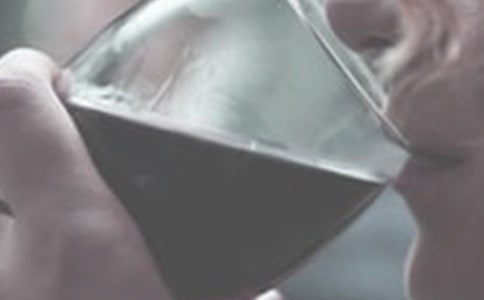 关于提醒少喝酒的经典句子