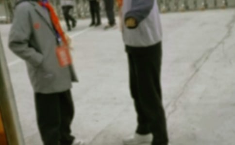 关于红领巾广播稿