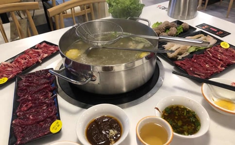 如何经营一家赚钱的火锅店