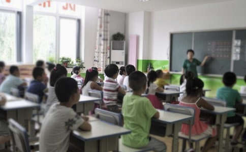 大班美术活动《漂亮瓶子》教学设计(精选10篇)