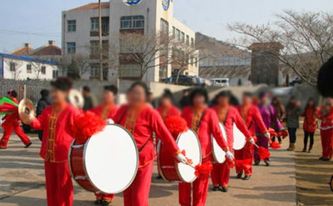 中班主题优质课教案及教学反思妈妈的节日