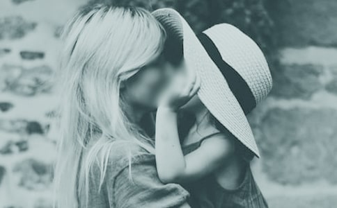 Ů���ı�����
