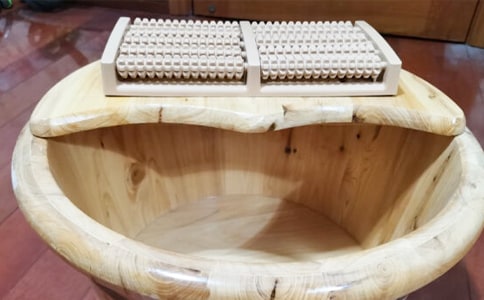 泡脚可疏肝安神