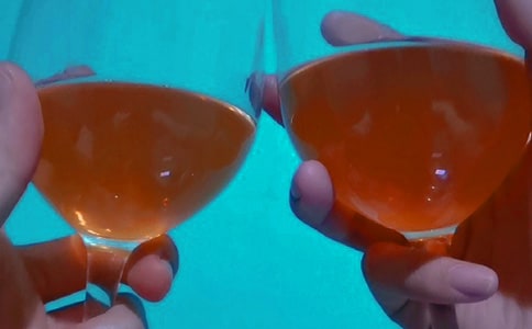 葡萄酒斟酒礼仪