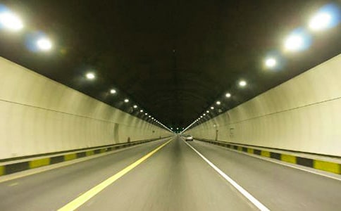 隧道行车安全注意事项有哪些