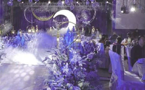 女士宴会着装礼仪