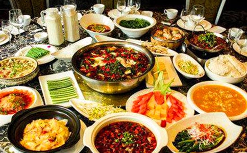 中餐进餐礼仪【精品2篇】