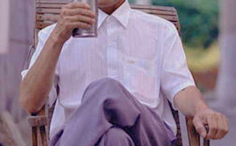 中年人生活很无奈的说说